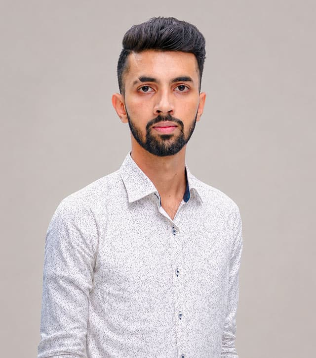 Ashen - Shopify Developer at Dreamy Codes Agency